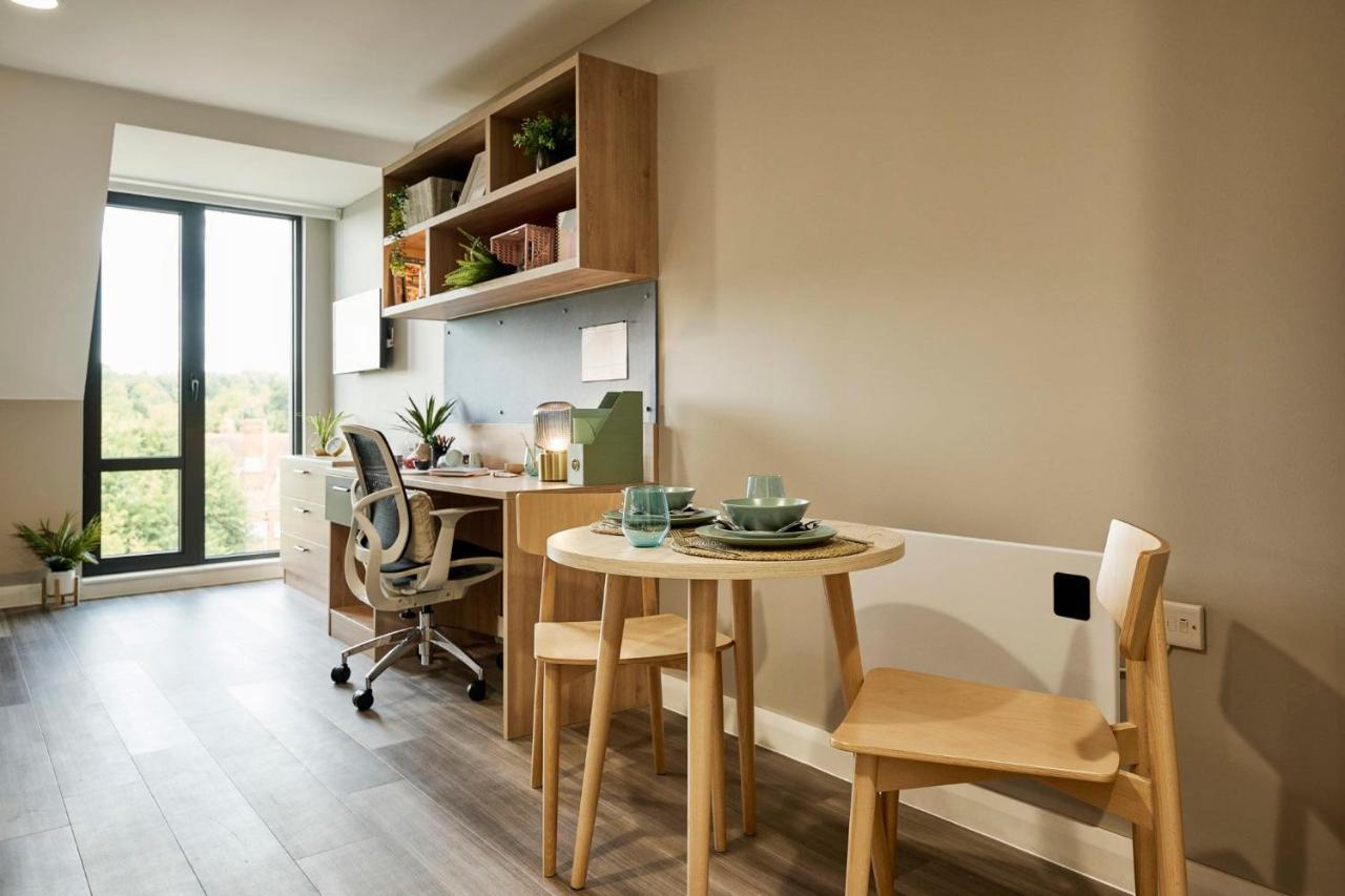 Studio Apartments At Spireworks Minutes Away From Oxford City Centre Exteriör bild