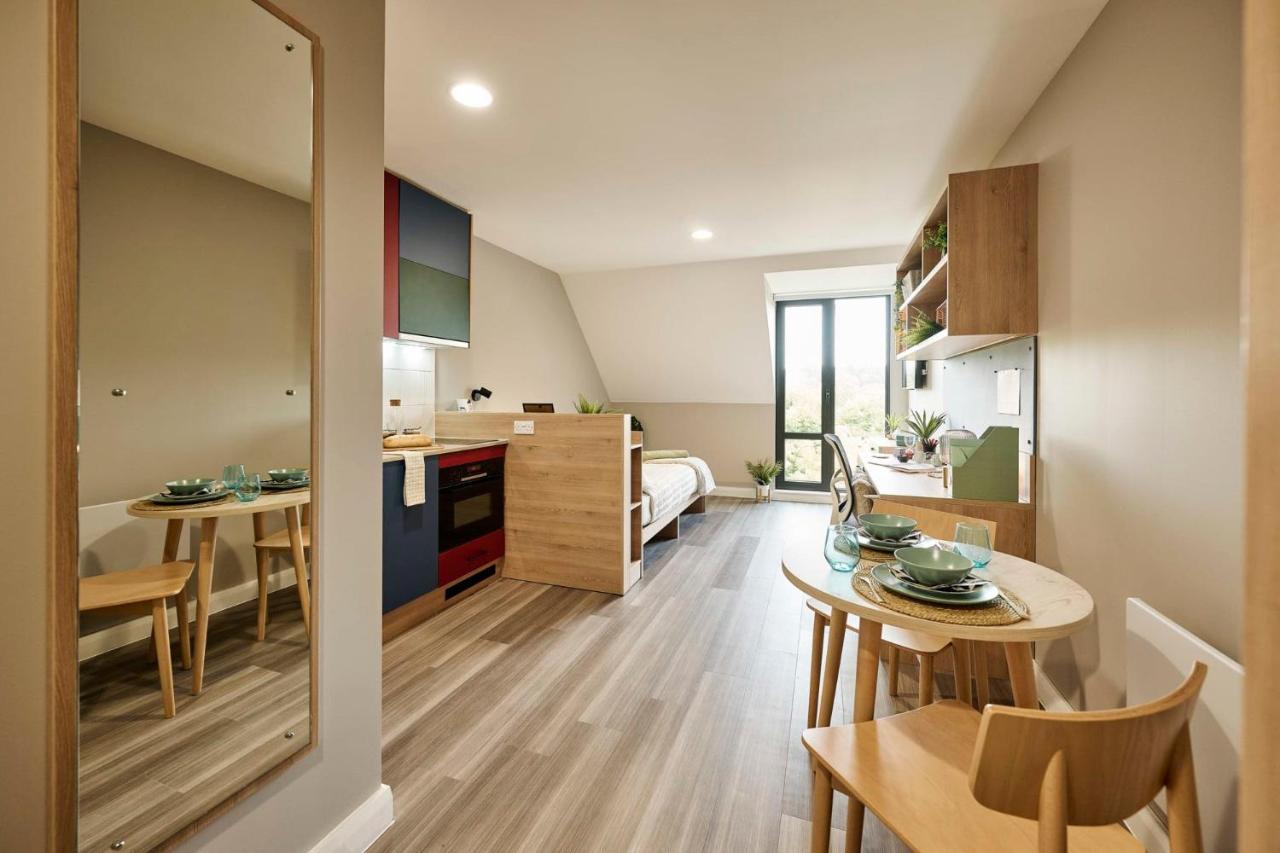 Studio Apartments At Spireworks Minutes Away From Oxford City Centre Exteriör bild